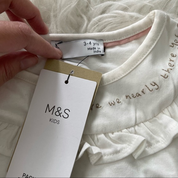 Marks & Spencer ruffle top 3-4Y - Picture 2 of 4